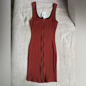 Windsor NWT rust colored zip up bodycon dress